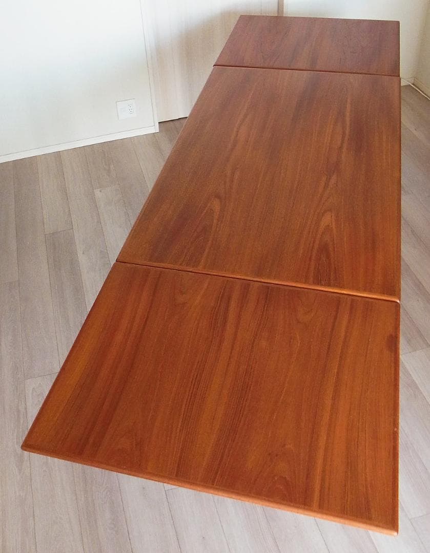 杢目が美しい伸長式 エクステンション ダイニングテーブル 北欧家具　ビンテージ