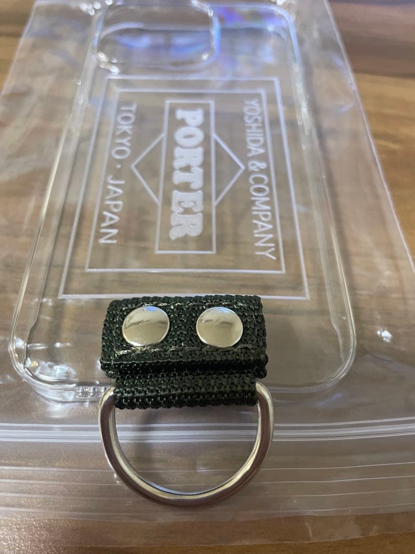 【ケースのみ】PORTER iPhone15 Pro スマホケース カーキ