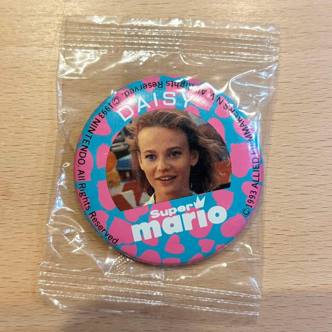 【非売品・レア】スーパーマリオ 魔界帝国の女神　缶バッジ3種セット