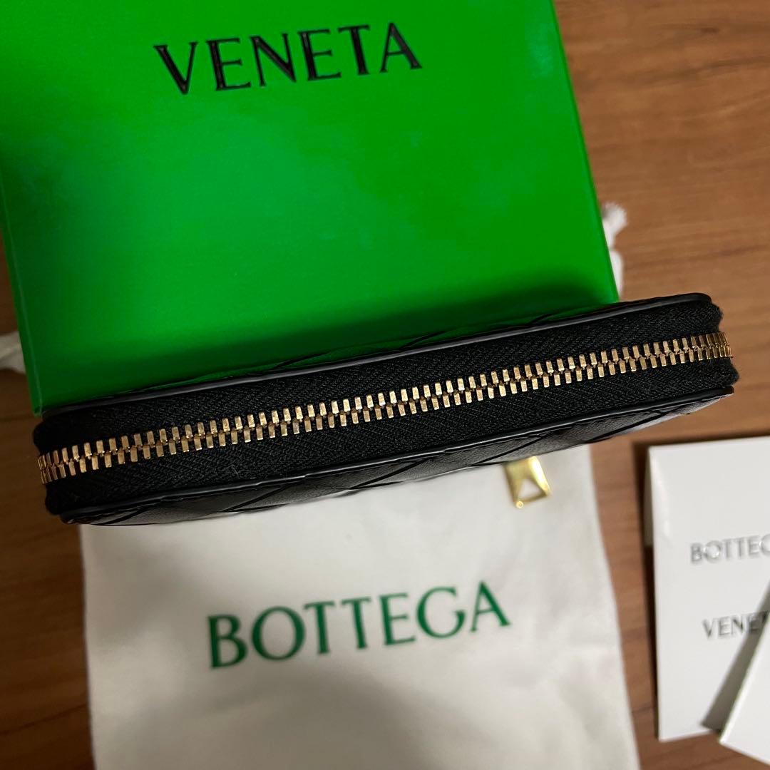 定価11万　新品　BOTTEGA VENETA ブラック ラウンドファスナー財布