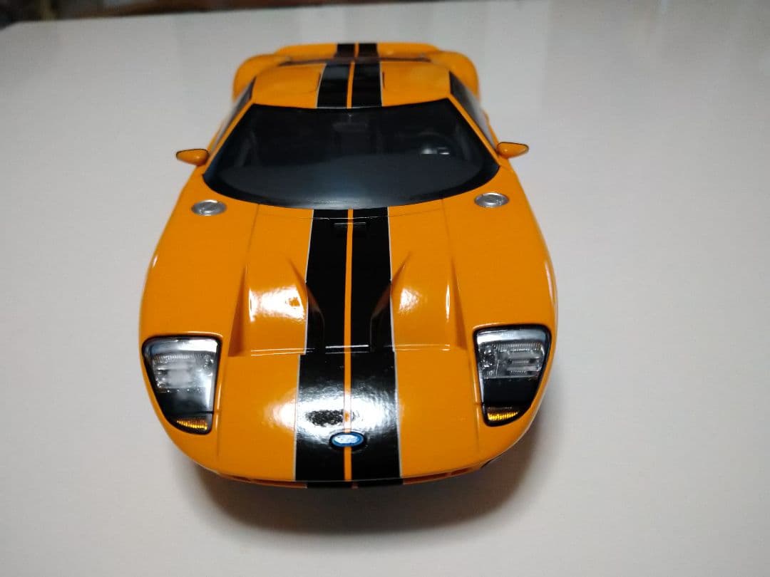 車　ダイキャストミニカー　1/18　フォードＧＴ　ＢＥＡＮＴＡＬＫ　Ｇ.Ｐ