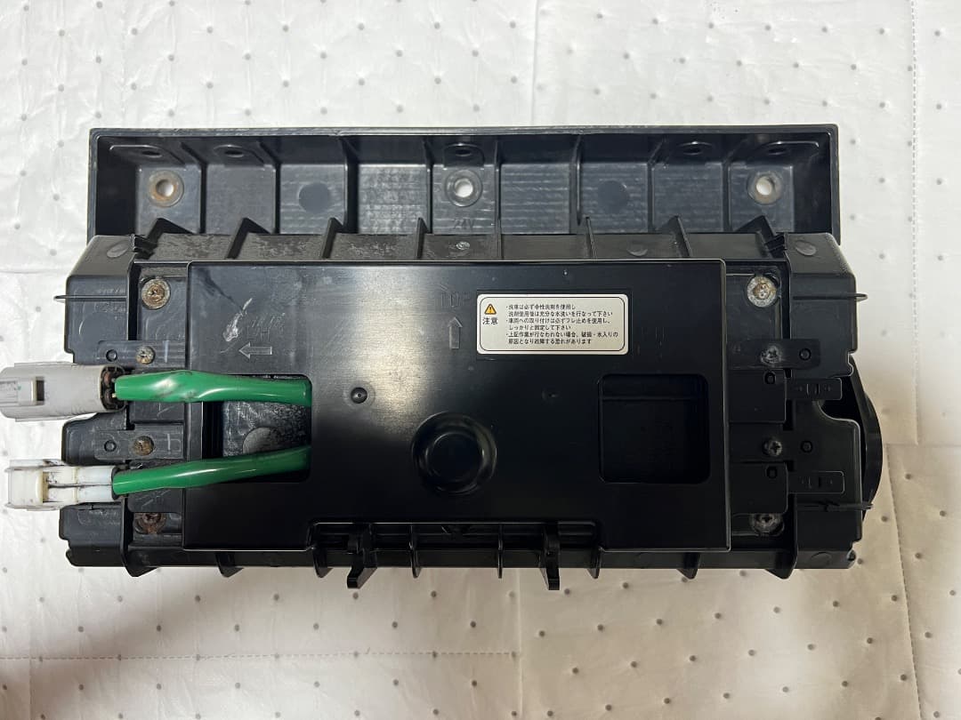 いすゞ ギガ 左テールランプ 中古 2連 KOITO レンズひび有