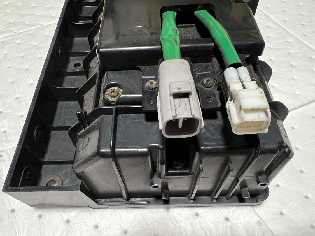 いすゞ ギガ 左テールランプ 中古 2連 KOITO レンズひび有