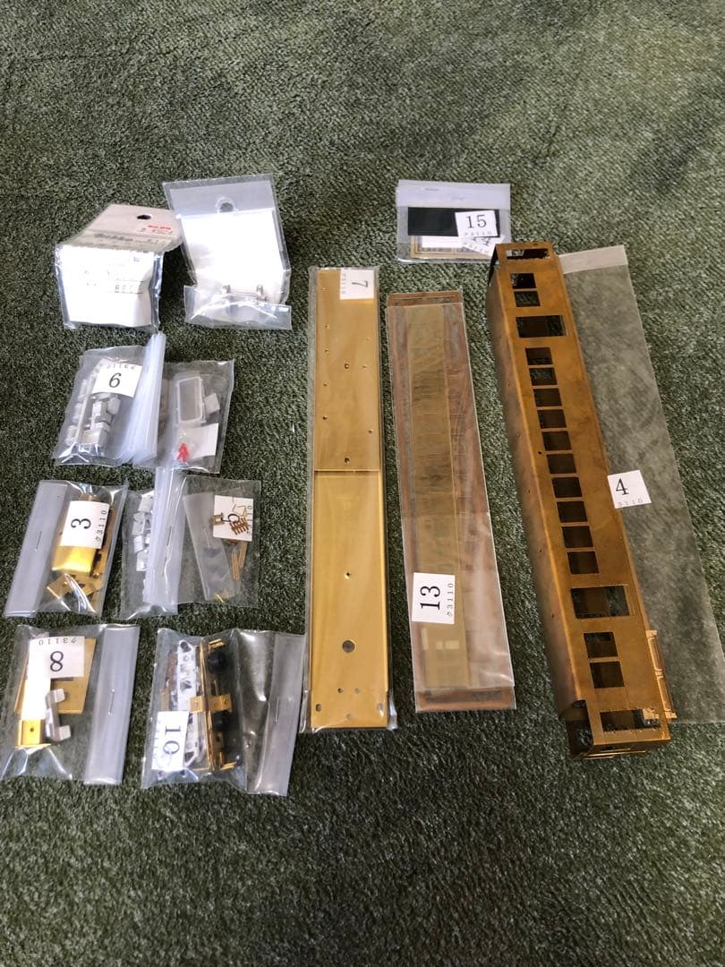 アダチ製作所　参急デ2200形（新）、ク3110形電車バラキット2両セット