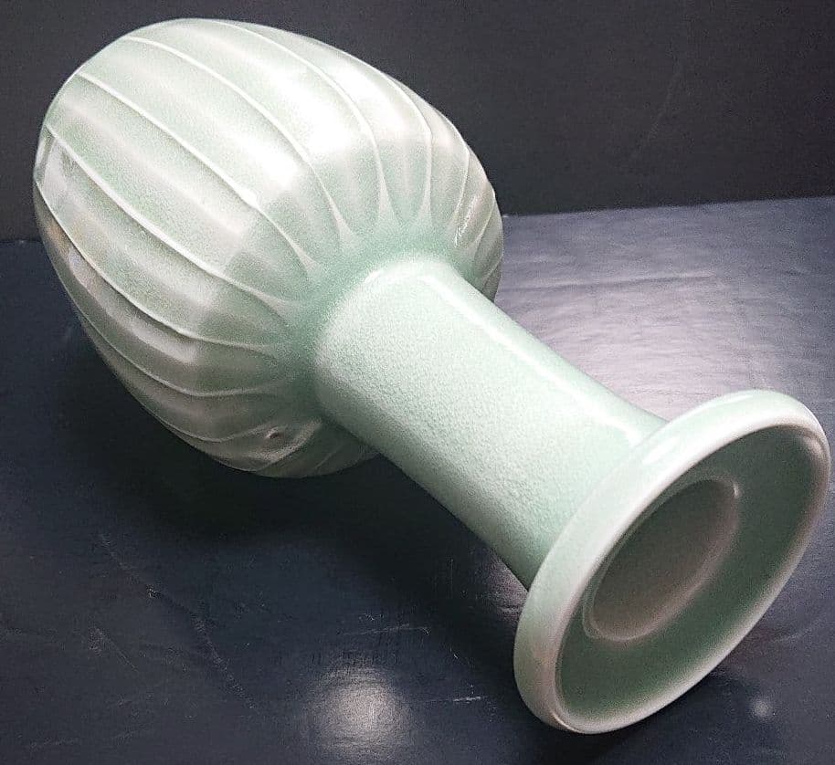 翠磁刻文花入 ☆人間国宝 原清☆