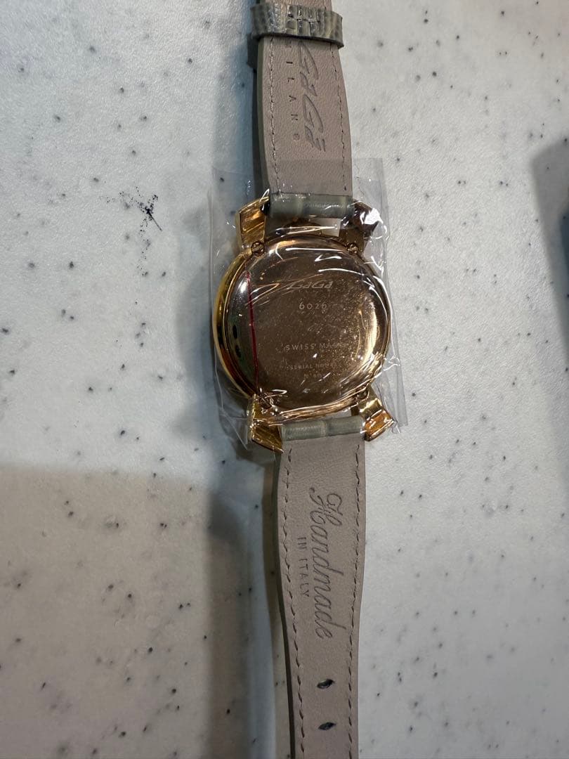 C*9様 ガガミラノ時計