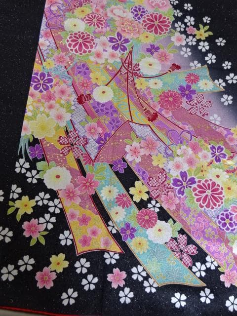 正絹　振り袖　単品　黒地にボカシ