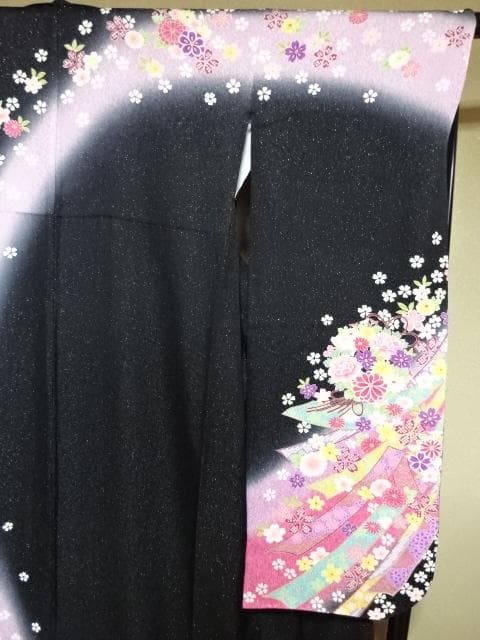 正絹　振り袖　単品　黒地にボカシ