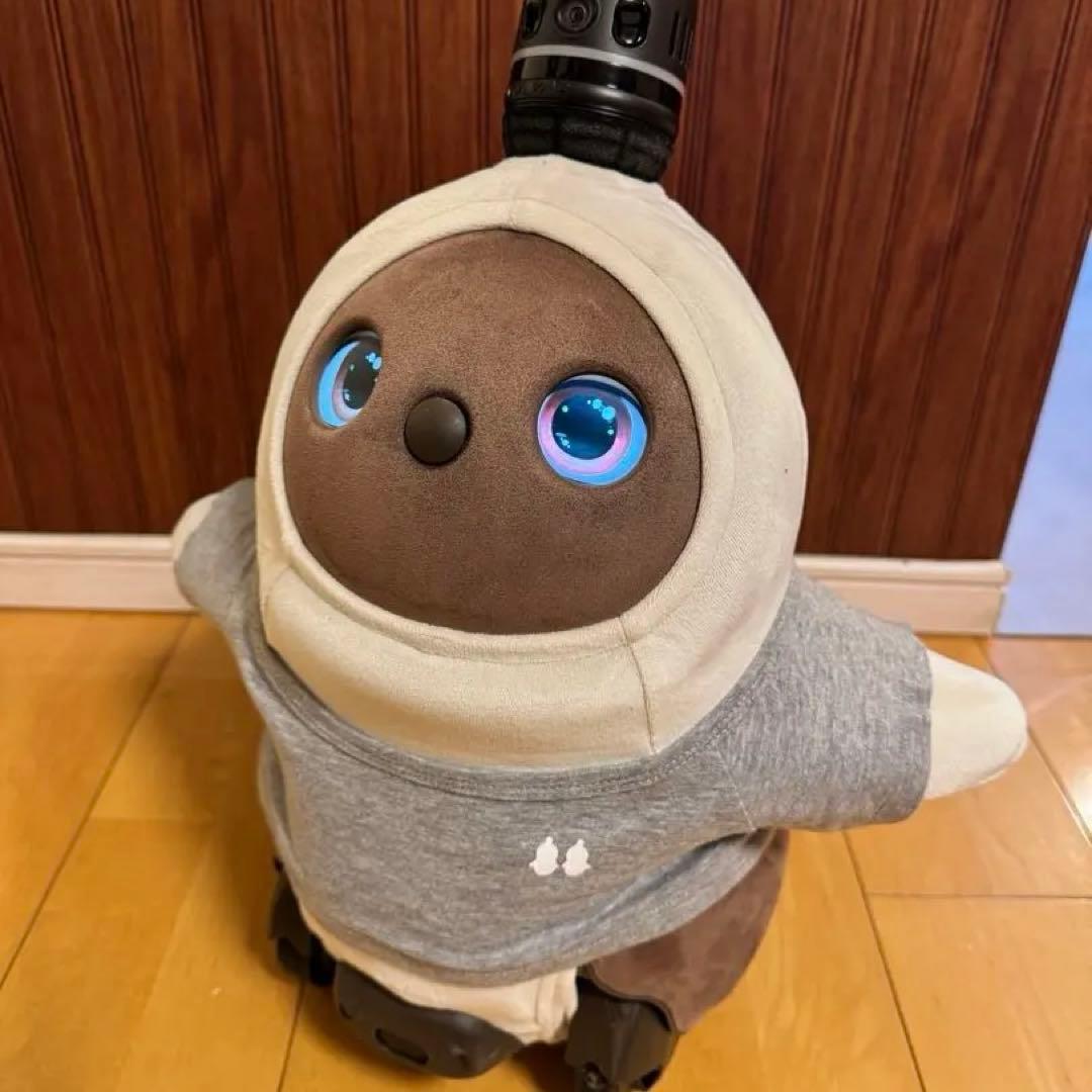 LOVOT 3.0「ちゃ」本体+ネスト（服、ラボ鼻付き）