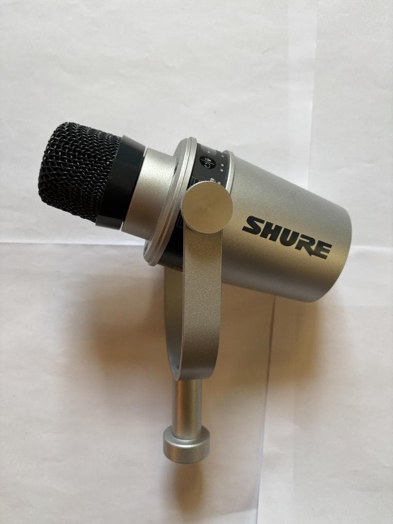 【匿名配送】 SHURE シュア MV7 ポッドキャストマイクロホン MV7-S