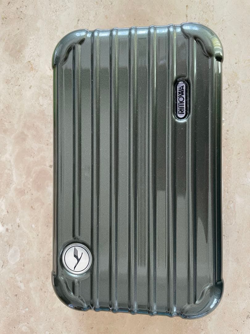 RIMOWA リモワ　ファーストクラスアメニティケース　非売品