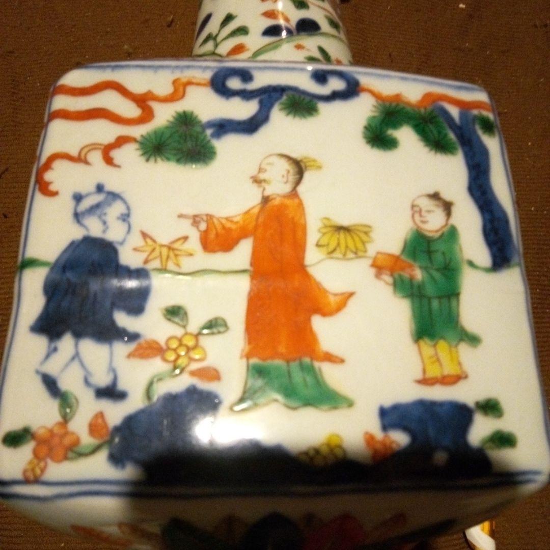 中国陶磁器　万歴赤絵　面取り壺