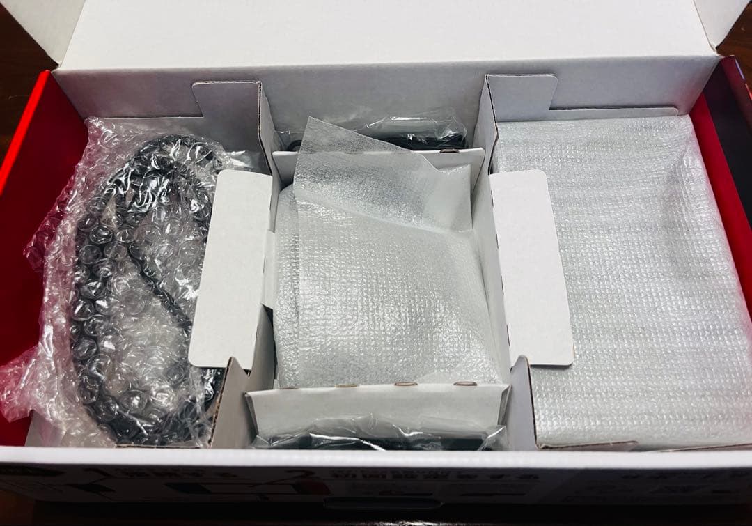 美品Nintendo Switch本体+ スーパーマリオ2本