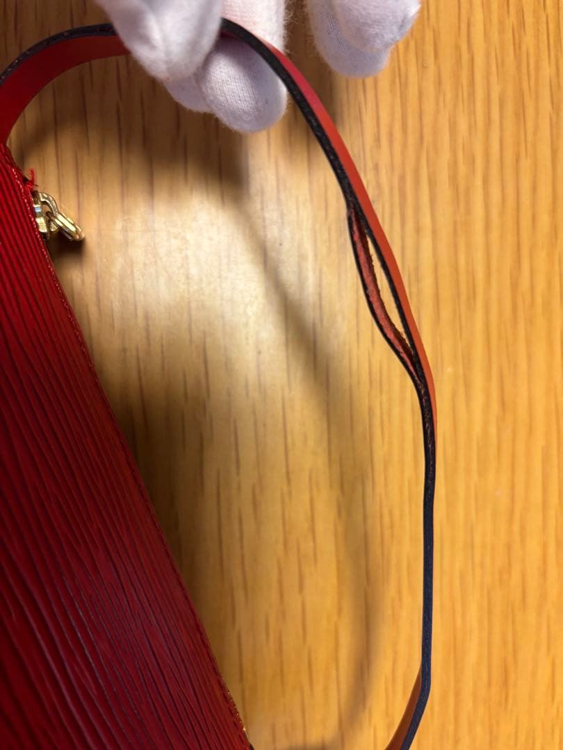 ルイヴィトン エピ スフロ カスティリアンレッド 赤 ミニポーチ付