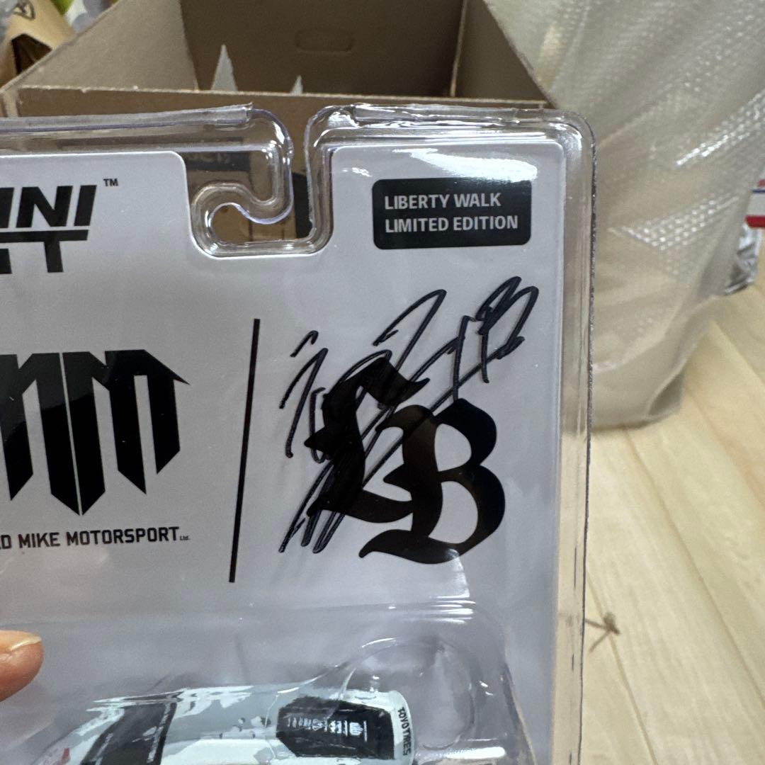 ミニカー MINI GT MAD MIKE MOTORSPORT 967