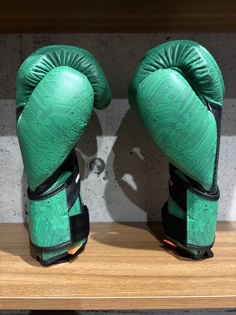 RIVAL 10オンス ゲレーロインテリショック バッググローブ