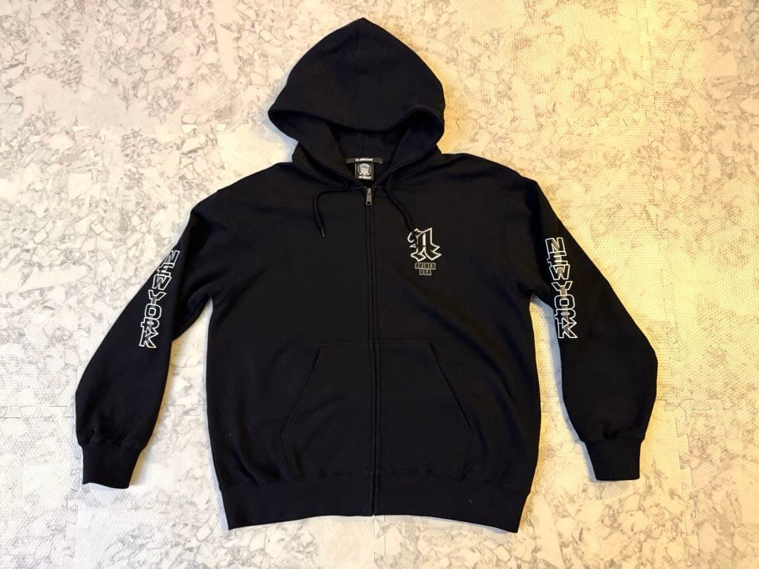 【極美品】AVIREX 50周年 グラフィック ジップアップ パーカー 2XL