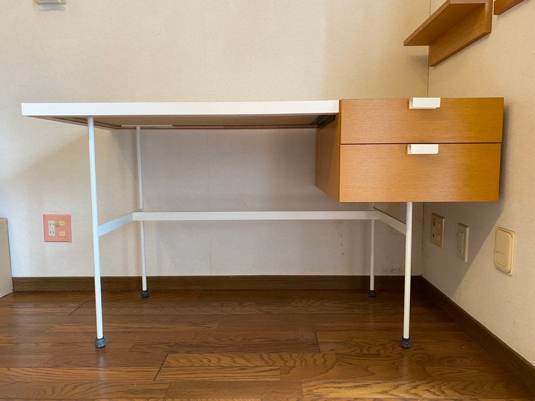 新品展示のみピエールポラン机デスクMETROCS定価209,000円無印イームズ