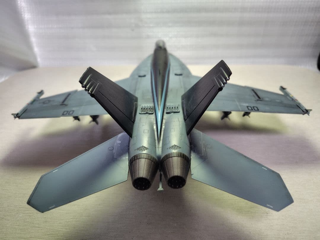 F/A-18E スーパーホーネット 1/48(トップガン マーベリック）