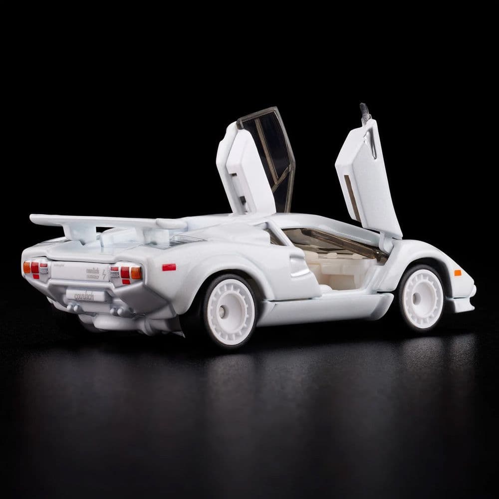 82 ランボルギーニ・カウンタック LP500(ホワイト・ホリデー)