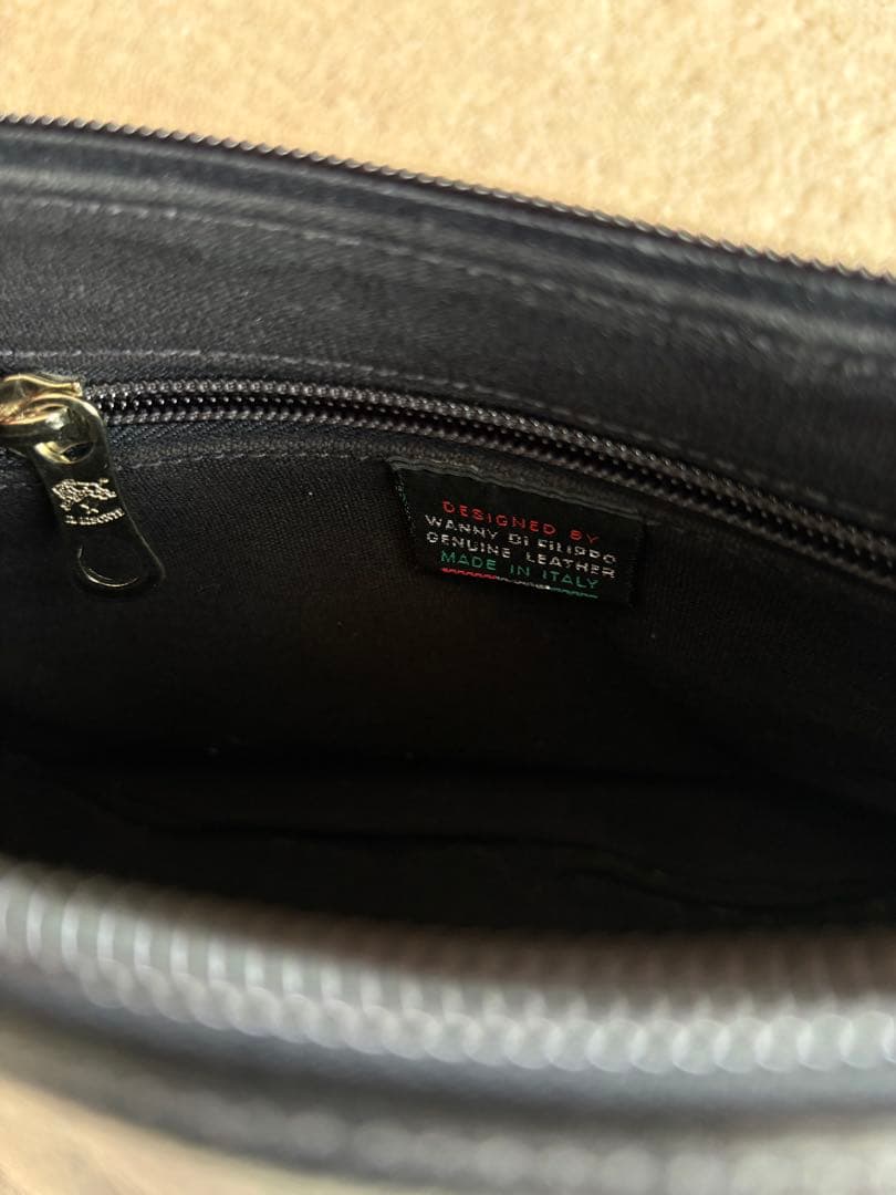 イルビゾンテ　ショルダーバッグ