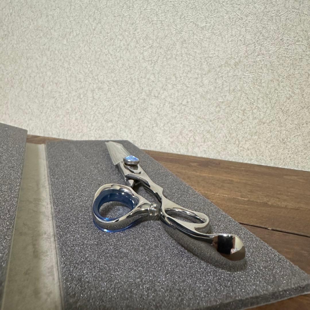 セニングシザー 40目コバルトスキバサミ　収納ケース付き