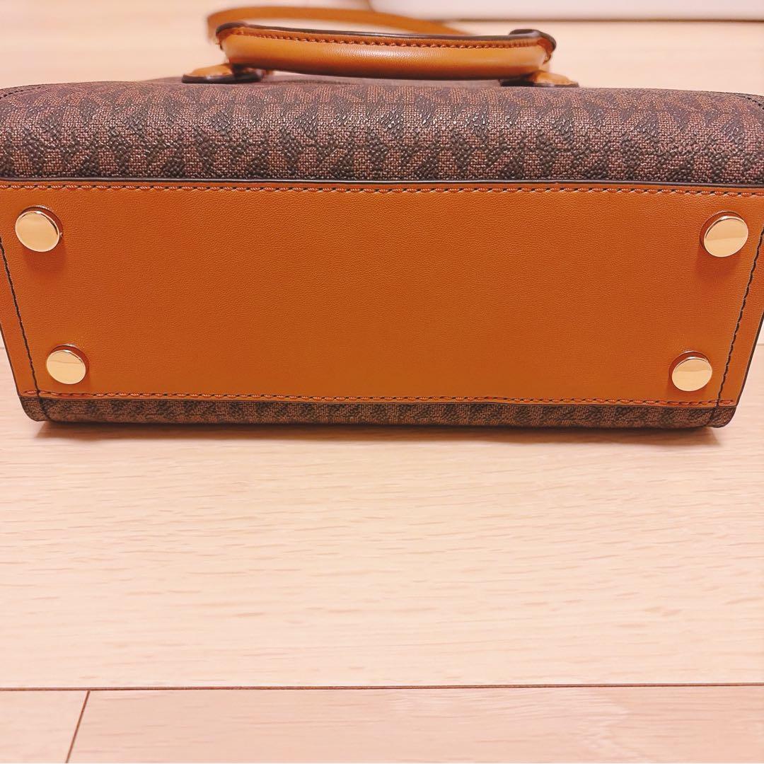 マイケルコース MARILYN クロスボディ スモール MKシグネチャー