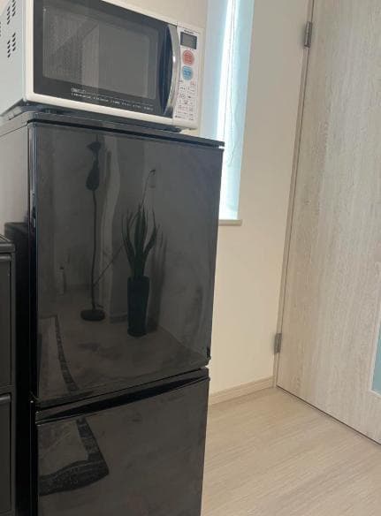 【ドラえもん】SHARP 2ドア冷蔵庫 SJ-D14B-B 送料込