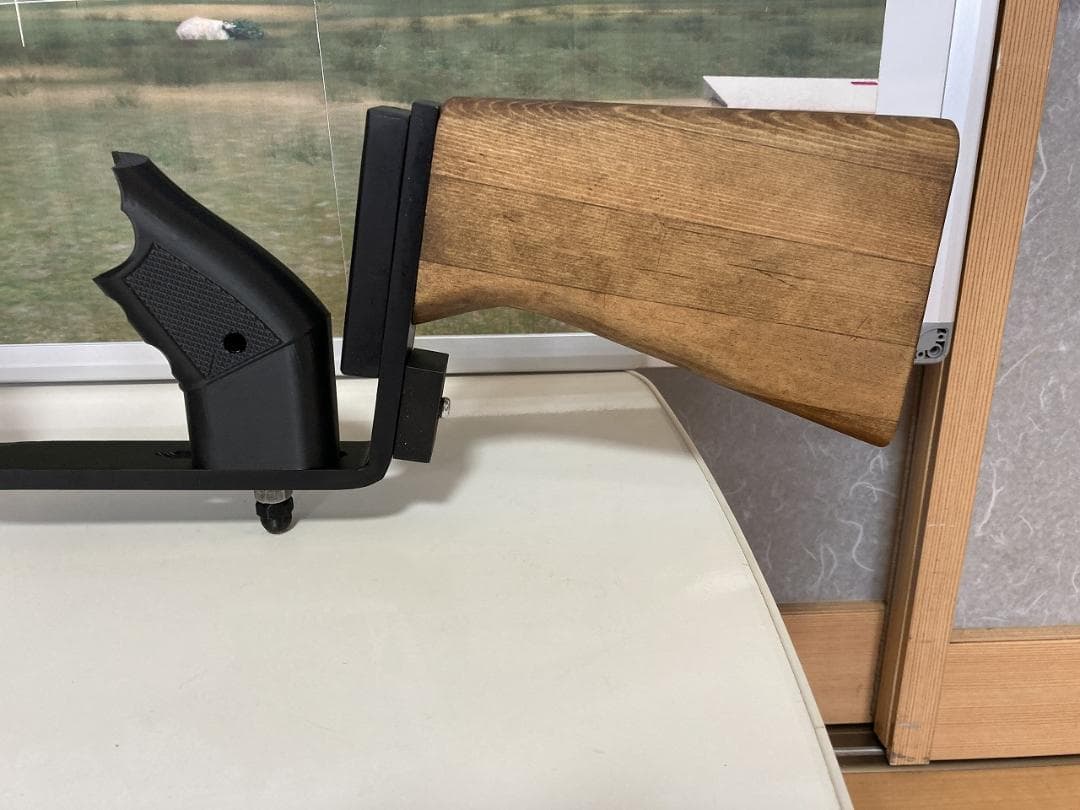 これはいい！3.5Kgのガンストック 「Clay Hunt VR] 用