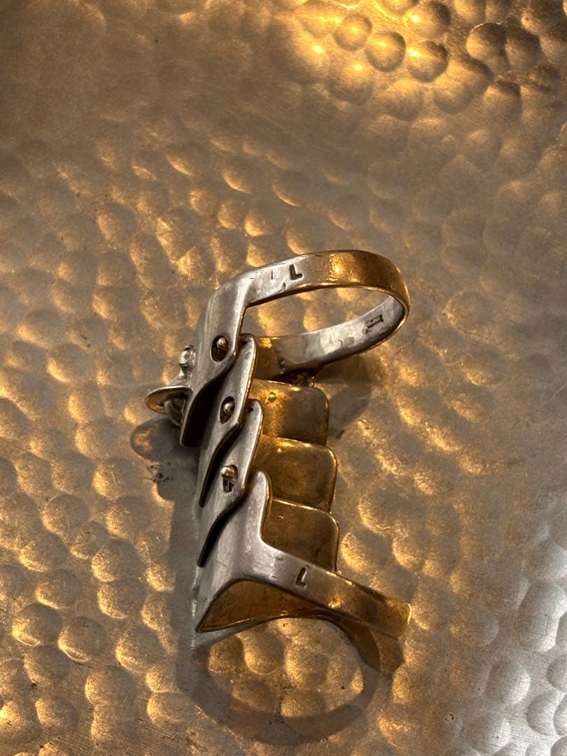 レア品✨️Vivienne Westwood アーマリング