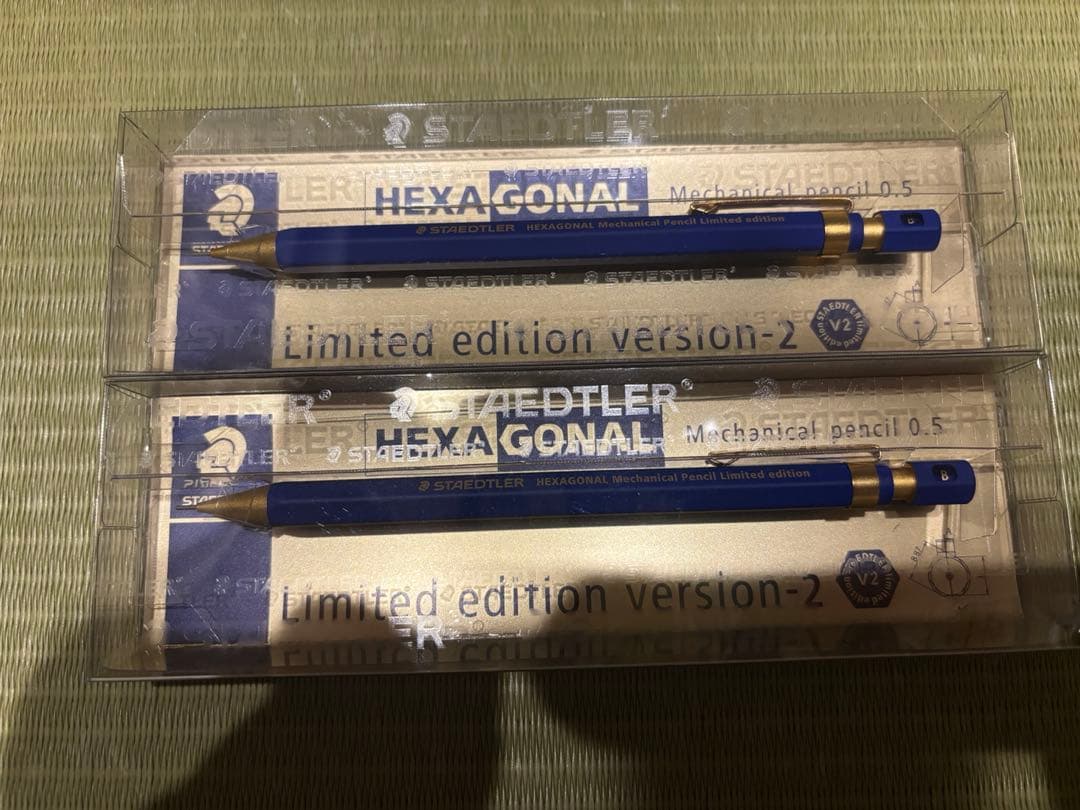 STAEDTLER HEXAGONAL バージョン2 ブルー　ゴールド　2本