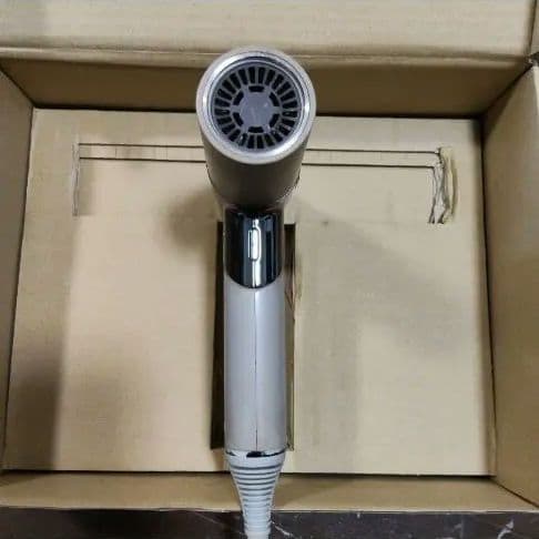 KINUJO ヘアドライヤー 3モード カタログ2種類付きです。