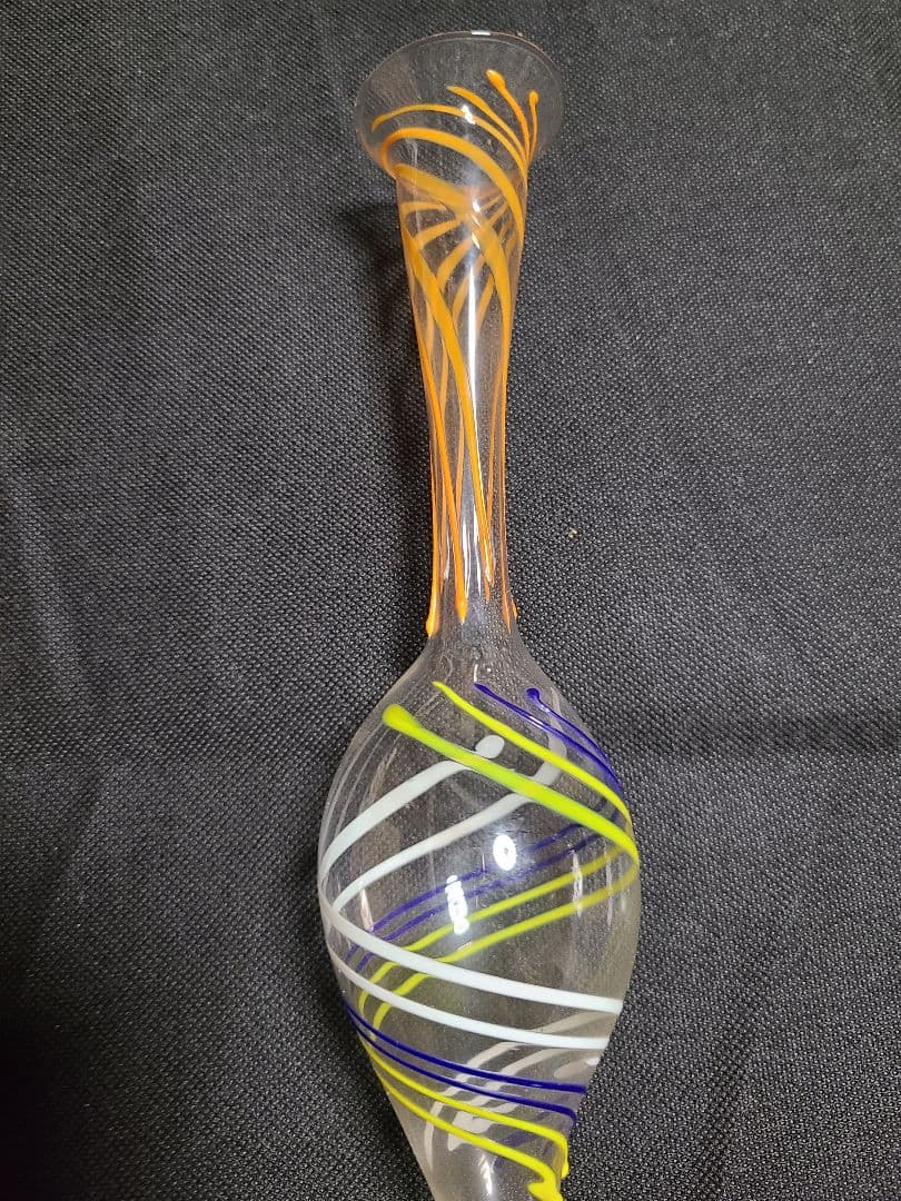 アンティークビミニガラスの花瓶