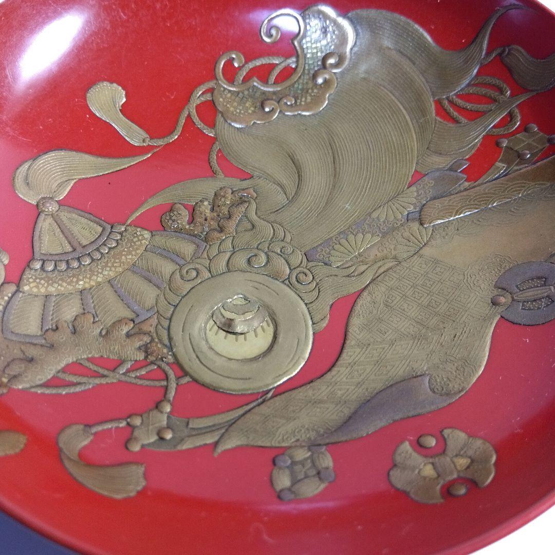 加賀蒔絵　高蒔絵祝い　三つ杯　盃　漆芸　時代高級高蒔絵杯　大正期　黒塗共箱