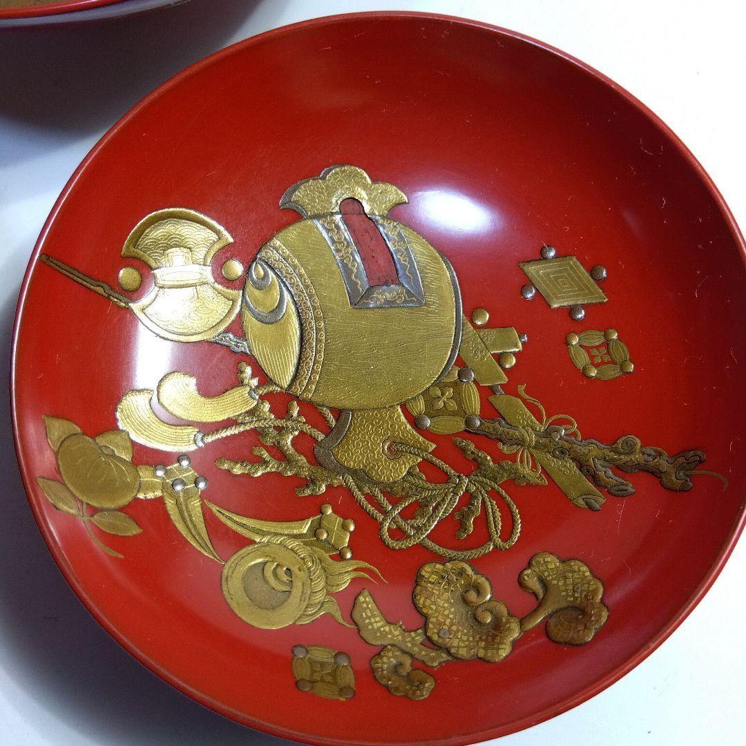 加賀蒔絵　高蒔絵祝い　三つ杯　盃　漆芸　時代高級高蒔絵杯　大正期　黒塗共箱