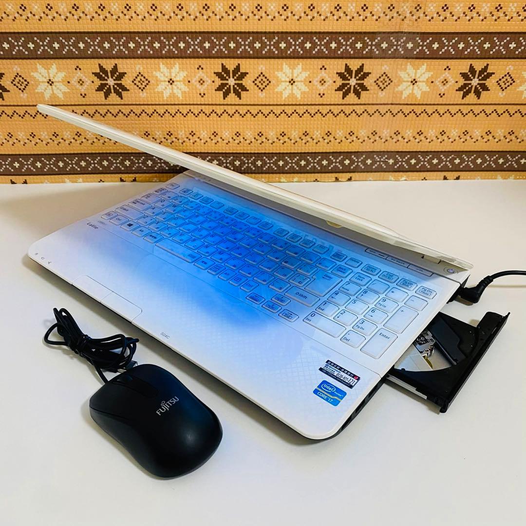 Y978 NECノートパソコンi7メモリ8G高速SSDサクサクWindows11