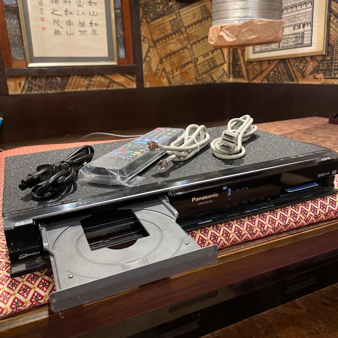 パナソニックDMR-XE100 DVDレコーダー　地デジ　新品リモ等付フル装備！