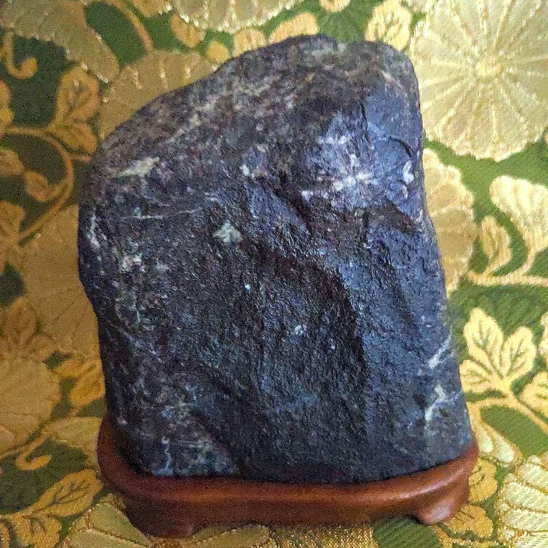 【最終価格】門司　梅花石　台座付　水石　盆石