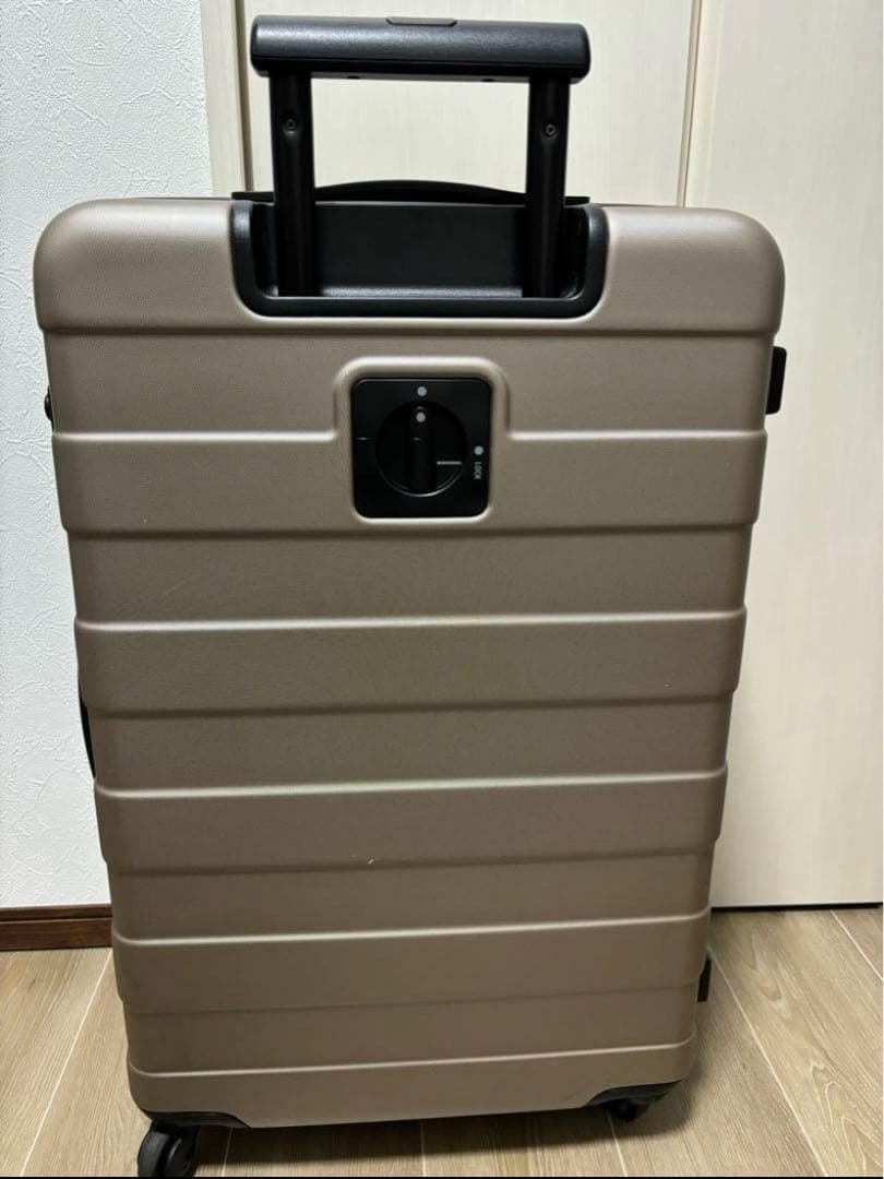 無印良品MUJI ストッパー付きハードキャリーケース（60Ｌ）