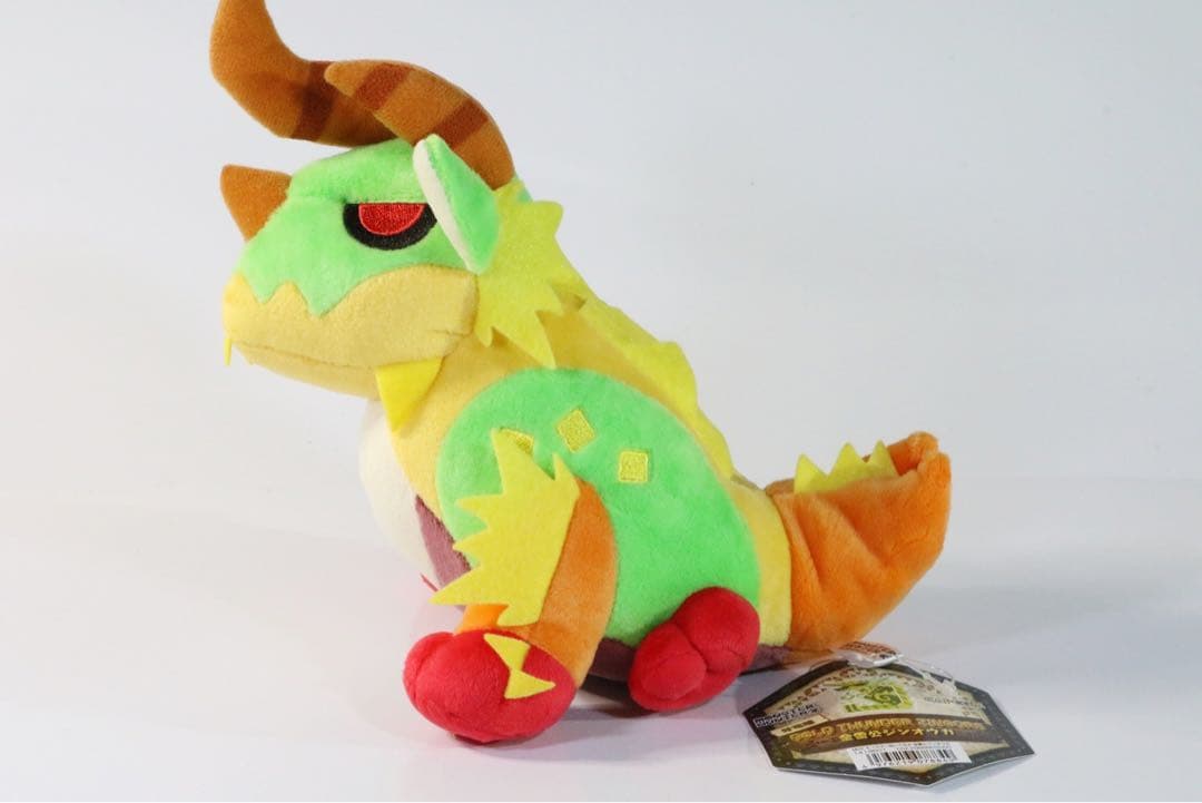 モンスターハンター　金雷公ジンオウガ　ぬいぐるみ　モンハン