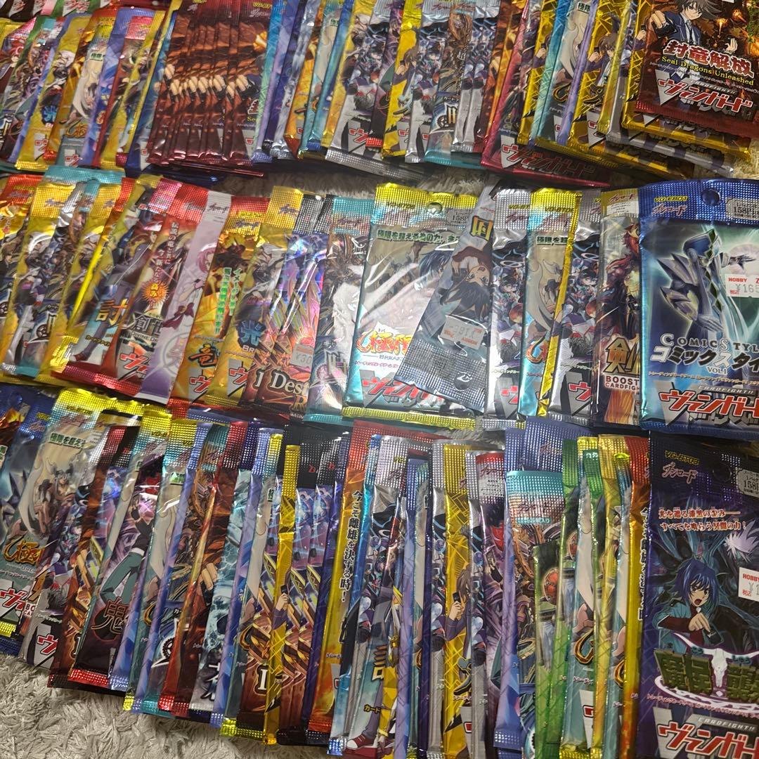 ヴァンガード　300パック　まとめ売り【4239