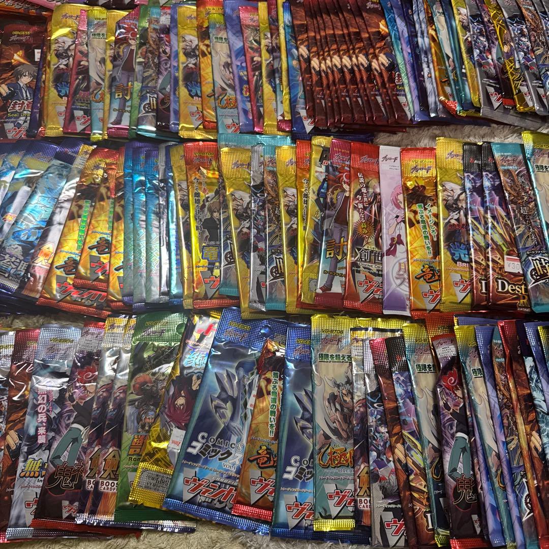 ヴァンガード　300パック　まとめ売り【4239