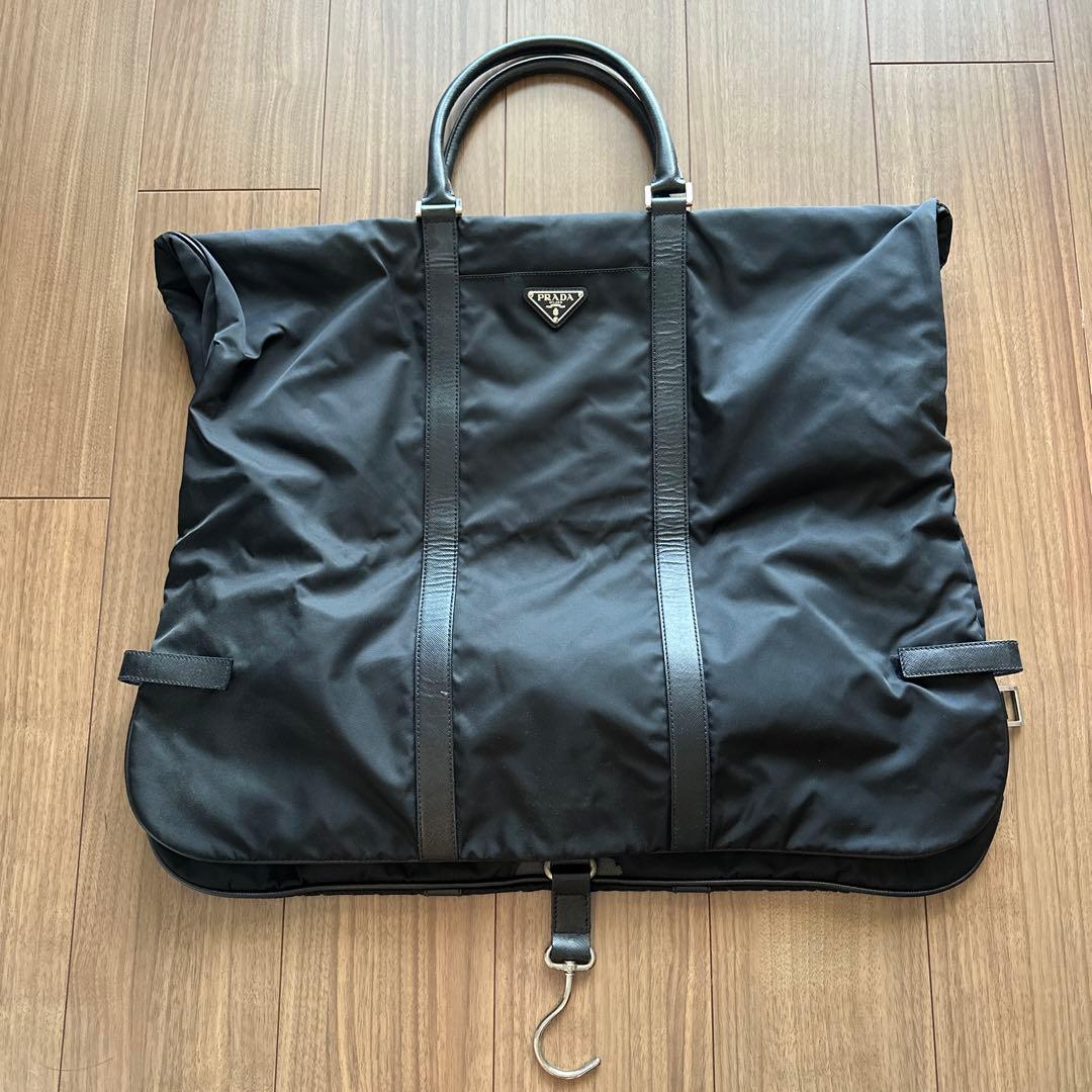 プラダ　ブラックナイロンキャリーケース未使用