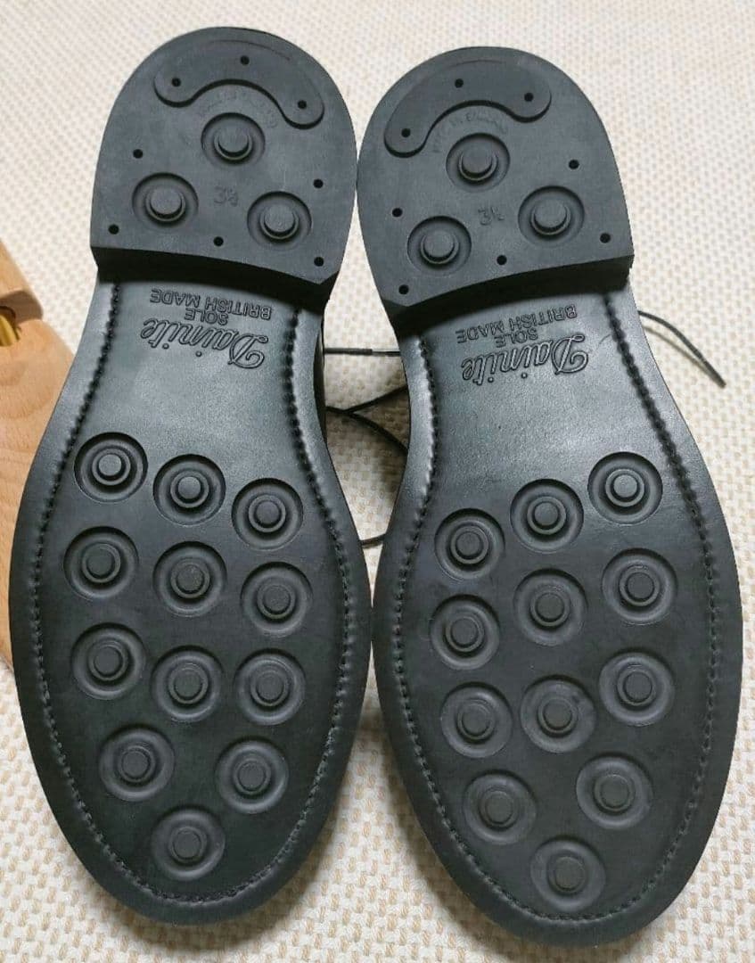 美品　HARROGATE ハロゲイト 黒　UK6 のみ