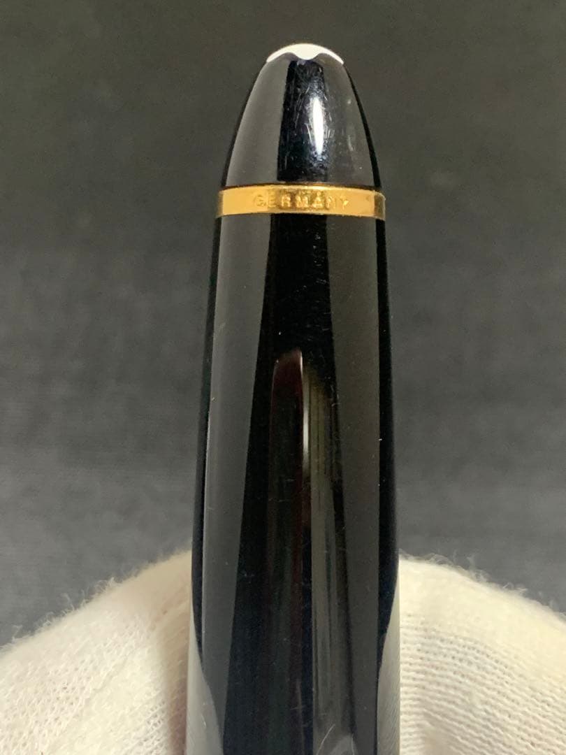 t*s様 Montblanc 万年筆 黒