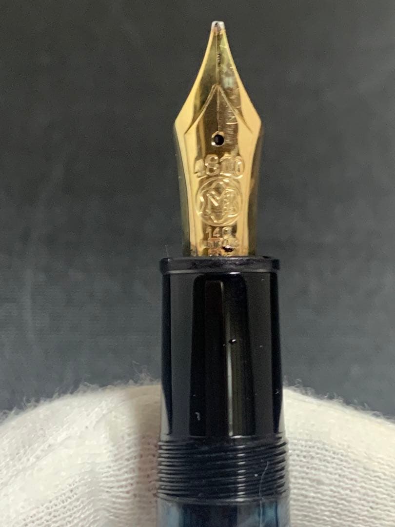 t*s様 Montblanc 万年筆 黒