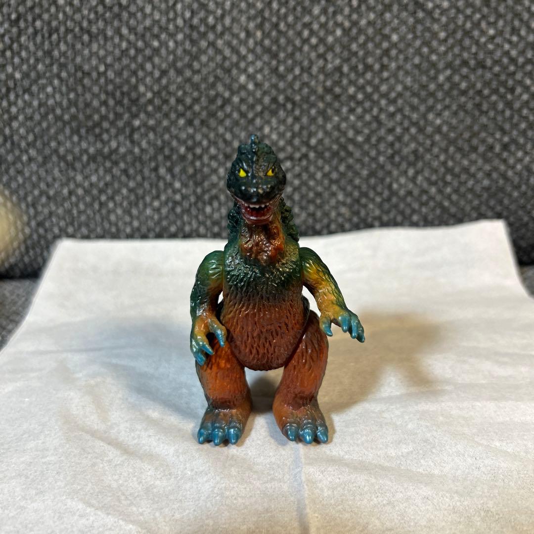 ゴジラ フィギュア ブルマァク魂