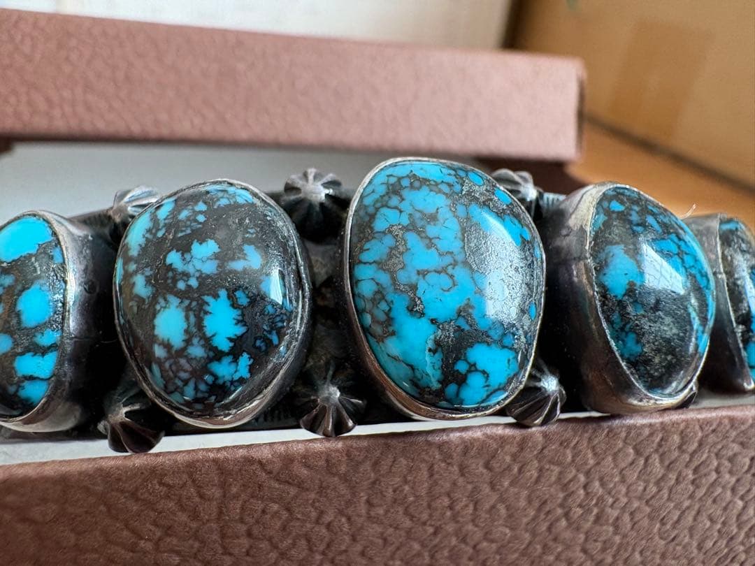 ナバホ族アーノルドグッドラック インディアンジュエリー バングル ターコイズ