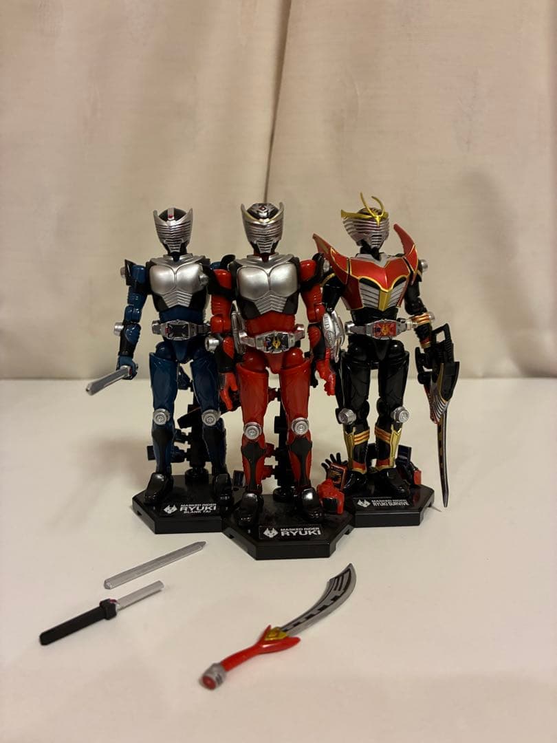 n*i様 装動まとめ売り　おまけ付き