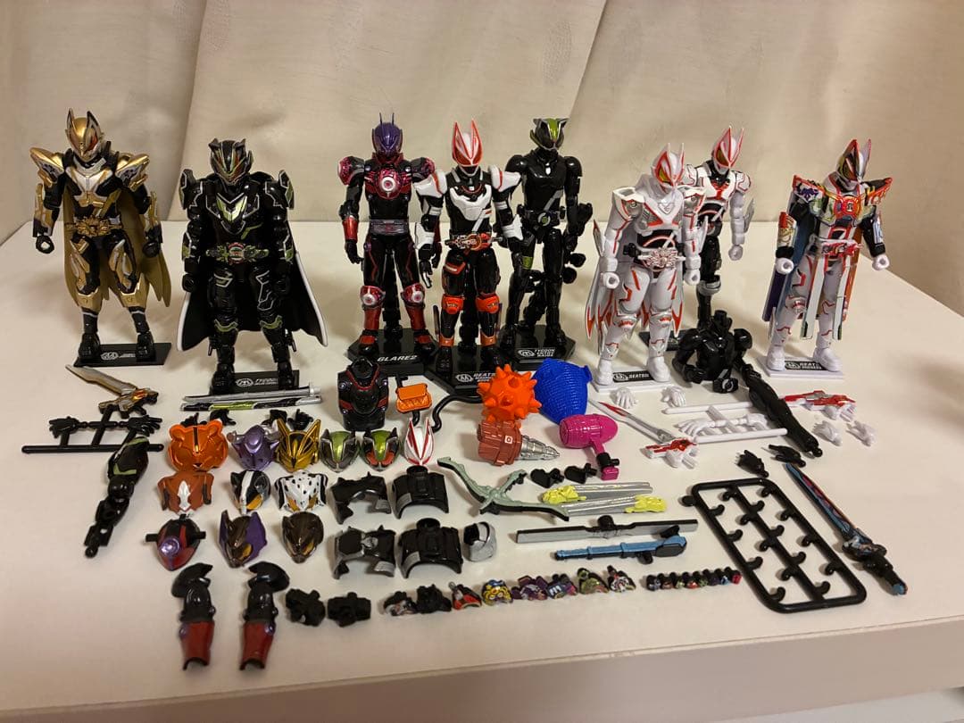 n*i様 装動まとめ売り　おまけ付き